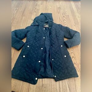 Gallery quilted coat, navy. Size small. EUC!